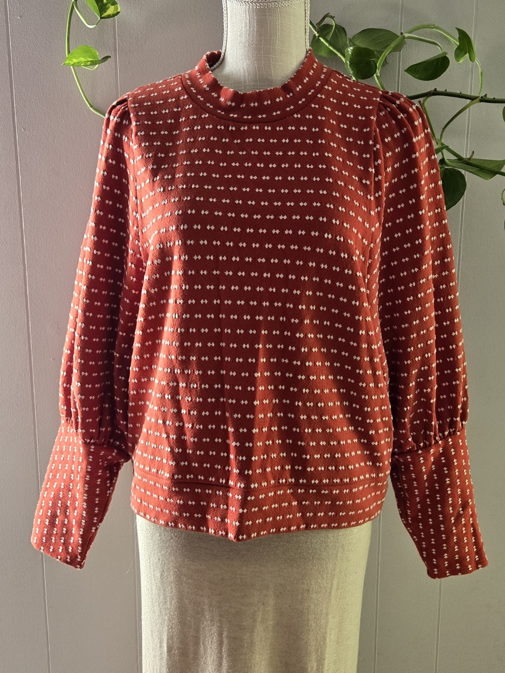 Madewell Rust Red Patterned Puff-Sleeve Mock Neck Top